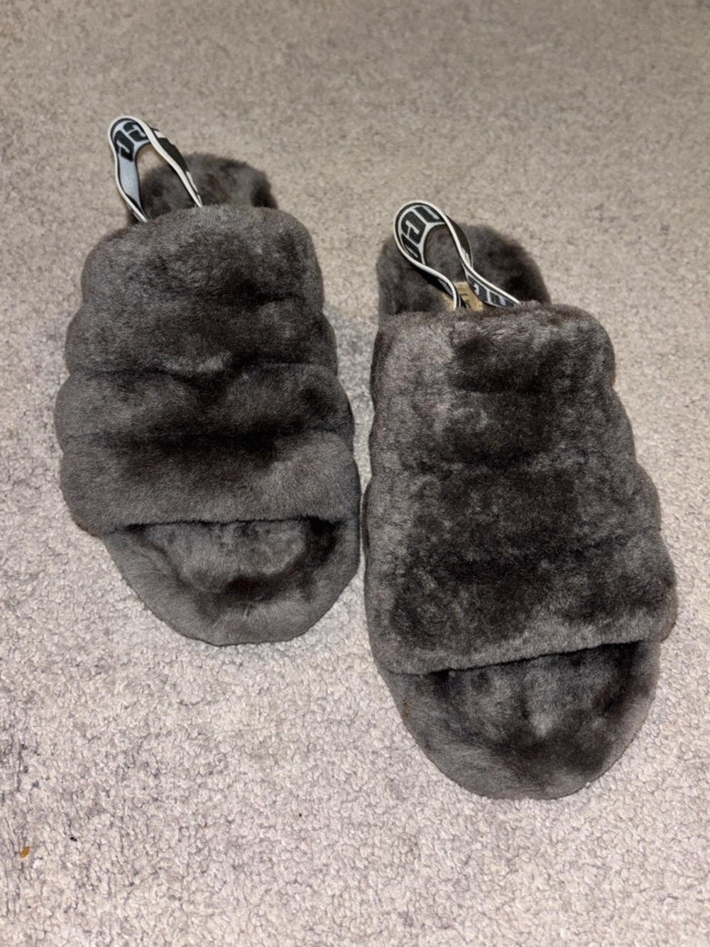 Ugg Fluff Yeah Slides